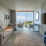 Doubletree By Hilton Azores اجوا