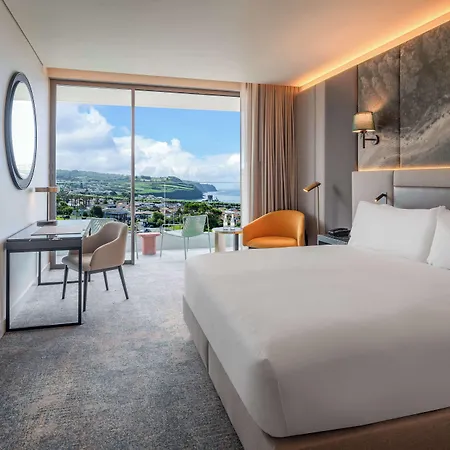 Otel Doubletree By Hilton Azores Lagoa (Azores)